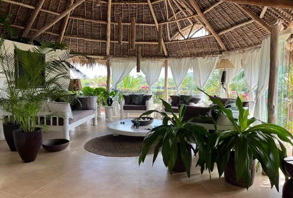 Oceanfront Elegance in the Heart of Watamu - Watamu, Kenya