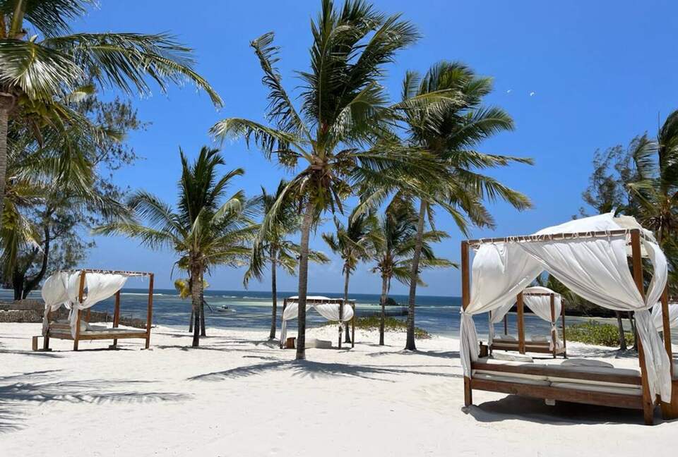 Oceanfront Elegance in the Heart of Watamu - Watamu, Kenya
