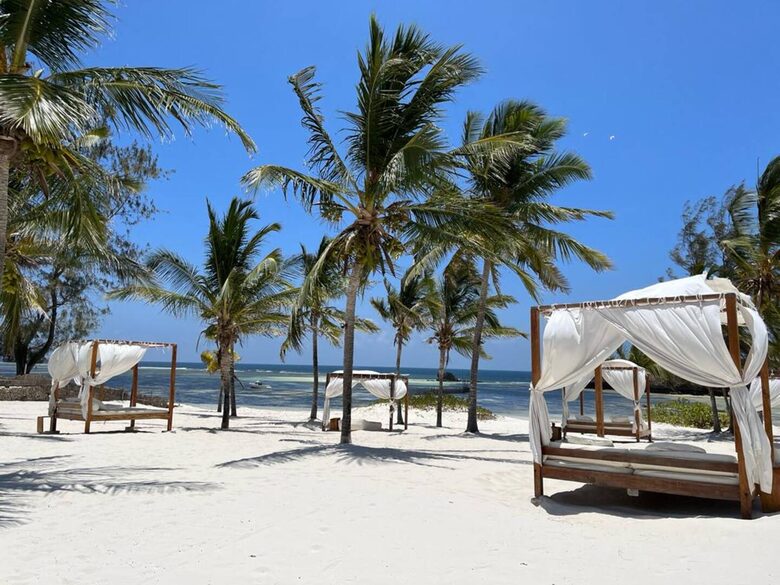 Oceanfront Elegance in the Heart of Watamu - Watamu, Kenya