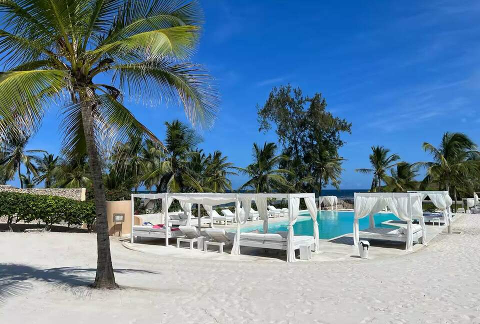 Oceanfront Elegance in the Heart of Watamu - Watamu, Kenya