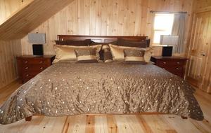 Quebec Luxury Log Home - Mille Isles, Canada