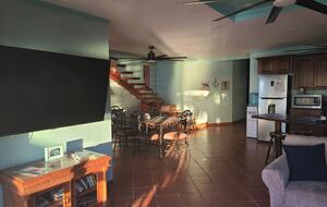 Tropical Beachfront Haven in West Bay - West Bay, Honduras