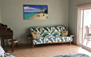 Tropical Beachfront Haven in West Bay - West Bay, Honduras