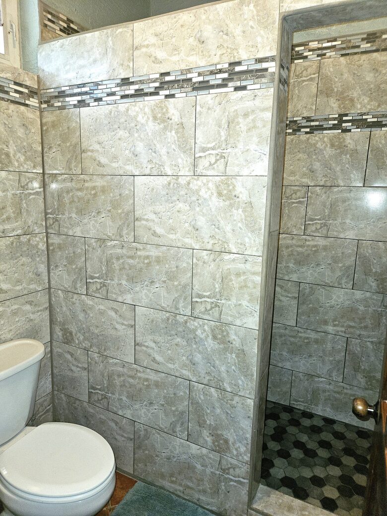 Tropical Beachfront Haven in West Bay - West Bay, Honduras