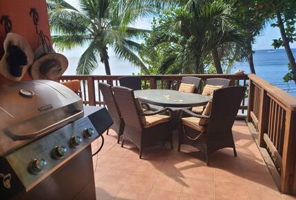 Tropical Beachfront Haven in West Bay - West Bay, Honduras