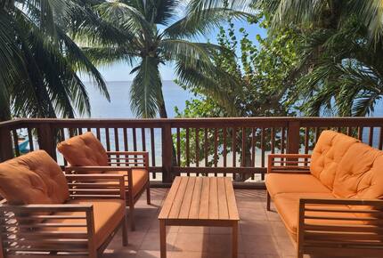 Tropical Beachfront Haven in West Bay - West Bay, Honduras