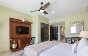 Modern Two-Bedroom Retreat Near El Médano Beach - Cabo San Lucas, Mexico