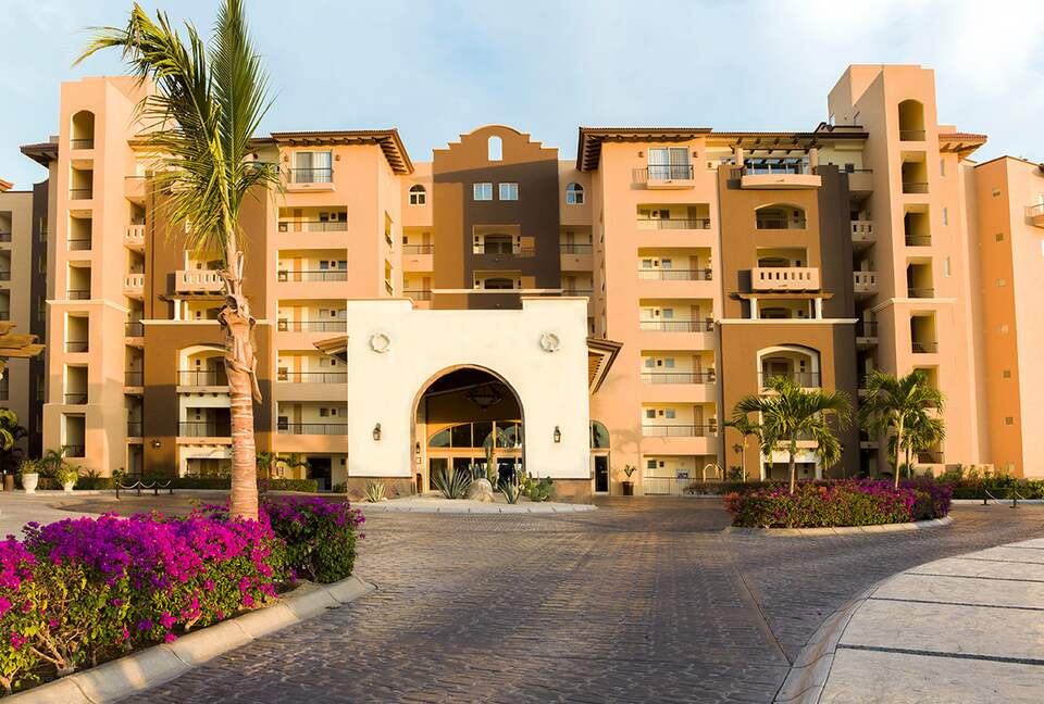 Modern Two-Bedroom Retreat Near El Médano Beach - Cabo San Lucas, Mexico