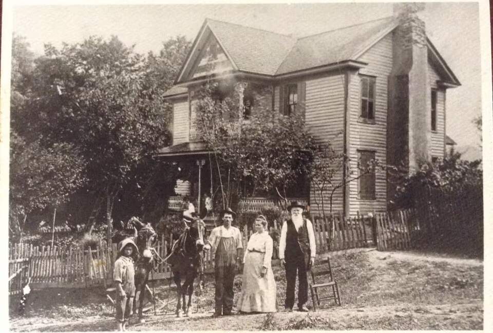 Elegant Country Escape in North Carolina’s Blue Ridge - Weaverville, North Carolina