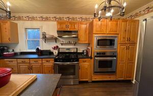 Elegant Country Escape in North Carolina’s Blue Ridge - Weaverville, North Carolina