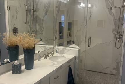 Elegant Monterey Bay Escape in Historic Capitola - Capitola, California