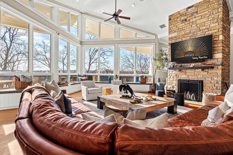 Architectural Masterpiece with Panoramic Lake Views & Concierge Service - Statesville, North Carolina