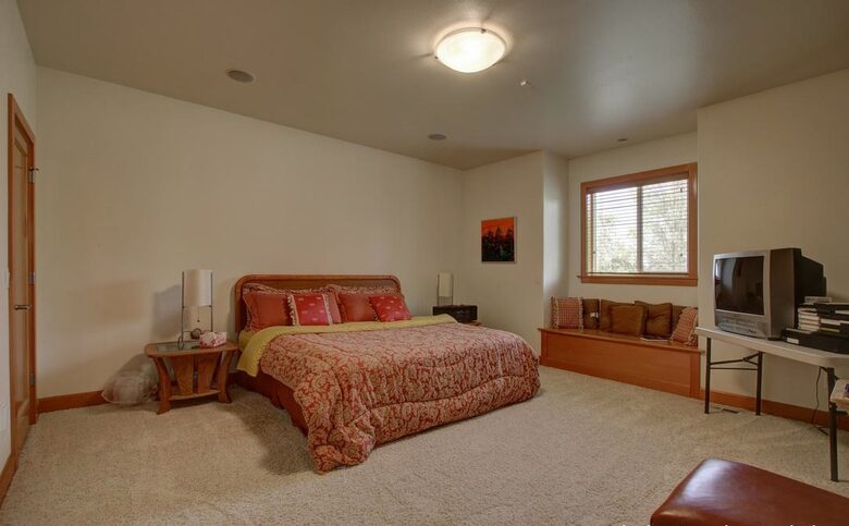 Blue Lantern Lodge - Big Lake, Alaska