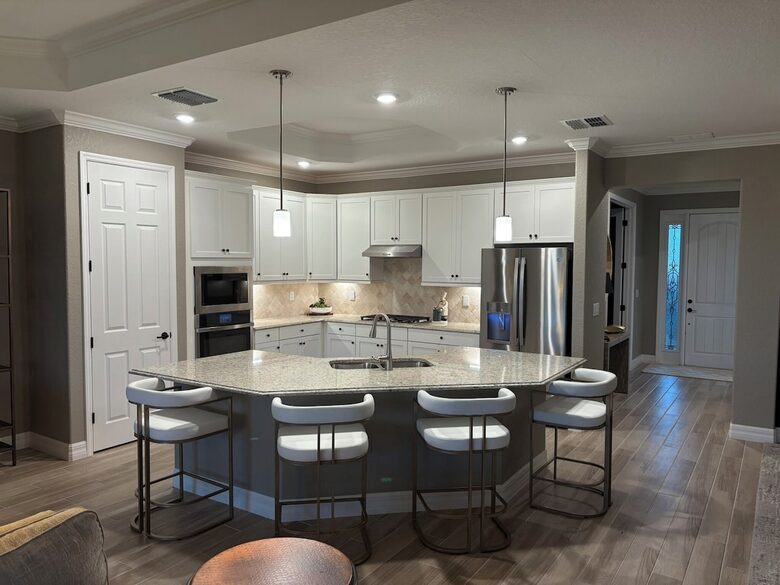 Stylish Lakewood National Home Overlooking the 7th Hole - Bradenton, Florida