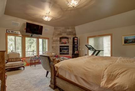 Blue Lantern Lodge - Big Lake, Alaska