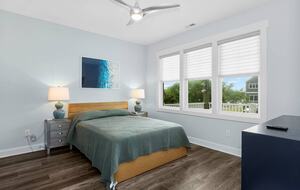 Second bedroom w ensuite