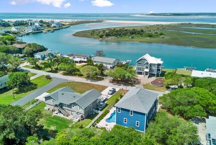 Modern Family Home Steps from Emerald Isle’s Shore - Emerald Isle, North Carolina