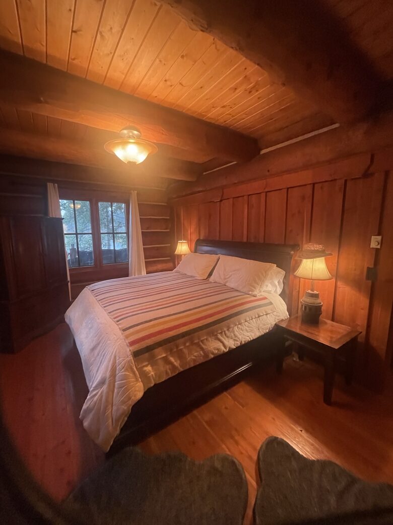 Waterfront Log Home with Mountain Views & Cozy Charm - West Glacier, Montana