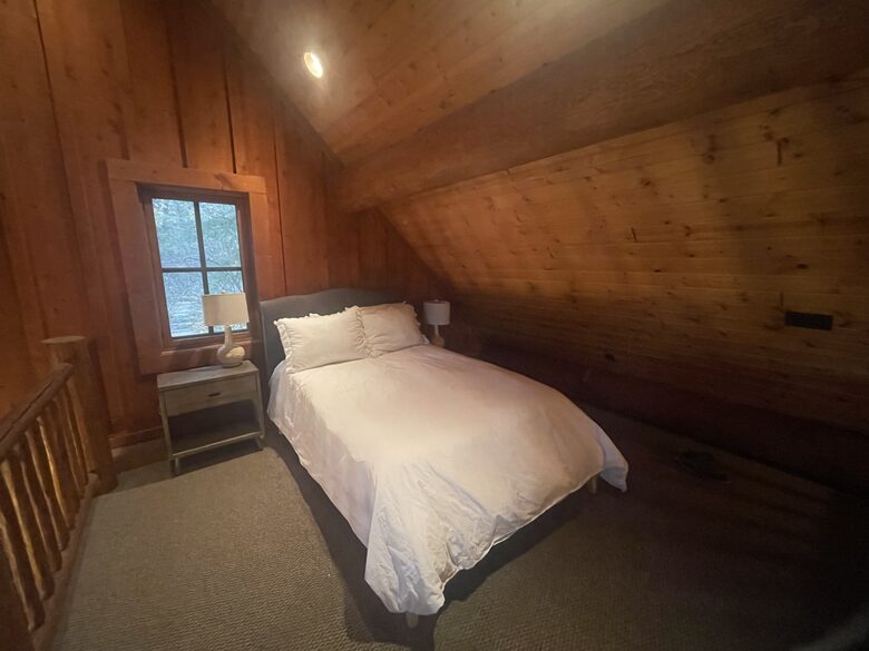 Waterfront Log Home with Mountain Views & Cozy Charm - West Glacier, Montana