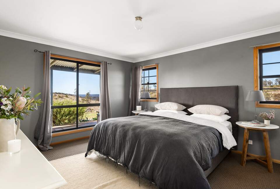 Bullio - Australian Farm Experience - Sydney, Australia