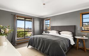 Bullio - Australian Farm Experience - Sydney, Australia