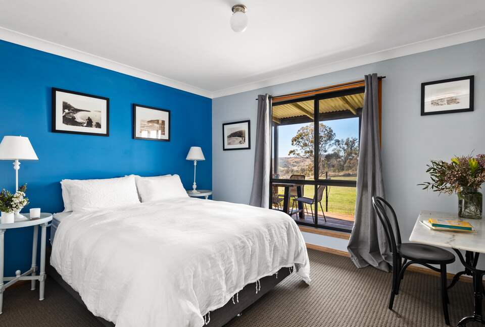 Bullio - Australian Farm Experience - Sydney, Australia