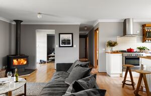 Bullio - Australian Farm Experience - Sydney, Australia