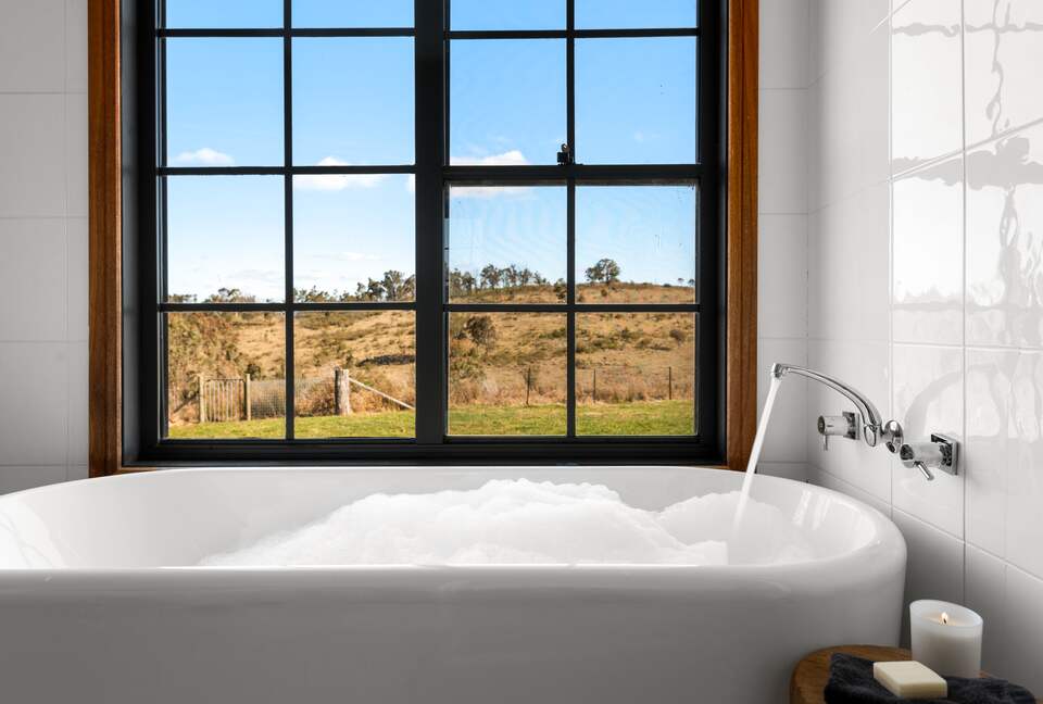 Bullio - Australian Farm Experience - Sydney, Australia