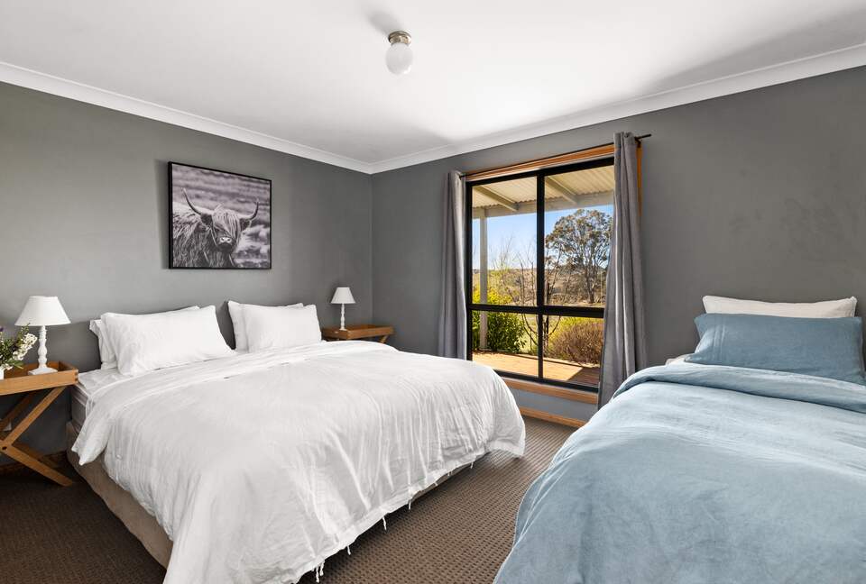 Bullio - Australian Farm Experience - Sydney, Australia