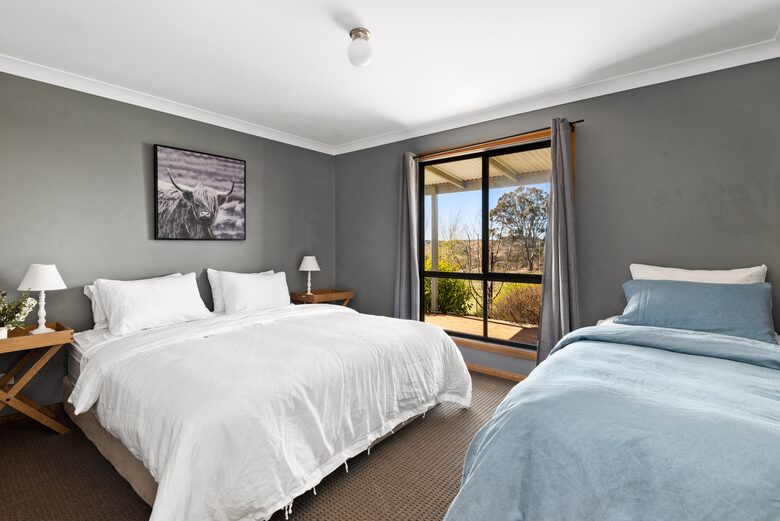 Bullio - Australian Farm Experience - Sydney, Australia