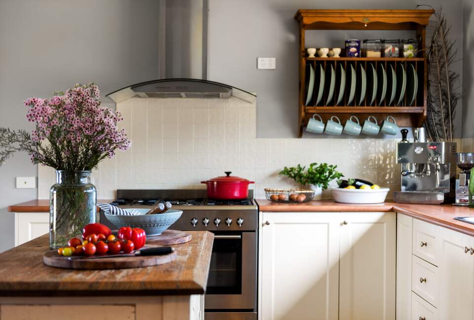 Bullio - Australian Farm Experience - Sydney, Australia