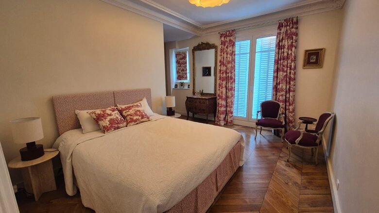 Prestigious Haussmannian Residence With Panoramic Terrace - Paris, France