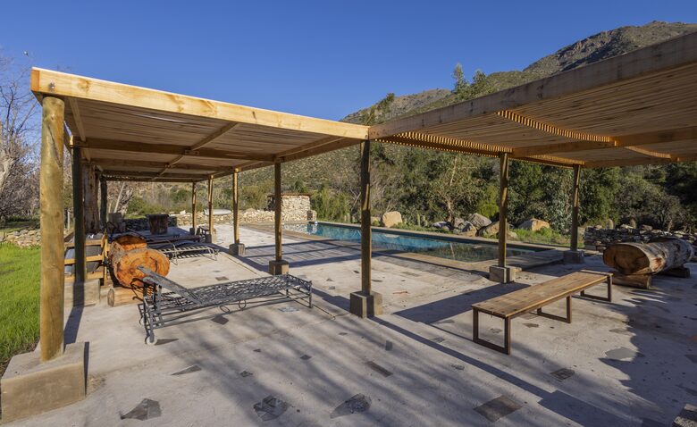 Elegant Countryside Haven in Hacienda Frutillar y Tambillo - Petorca, Chile