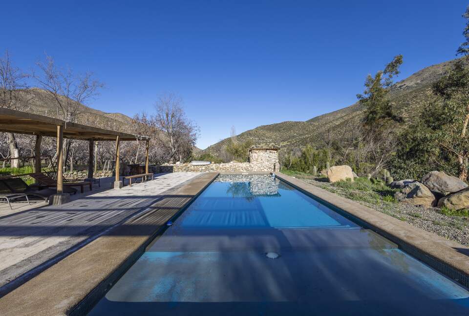 Elegant Countryside Haven in Hacienda Frutillar y Tambillo - Petorca, Chile