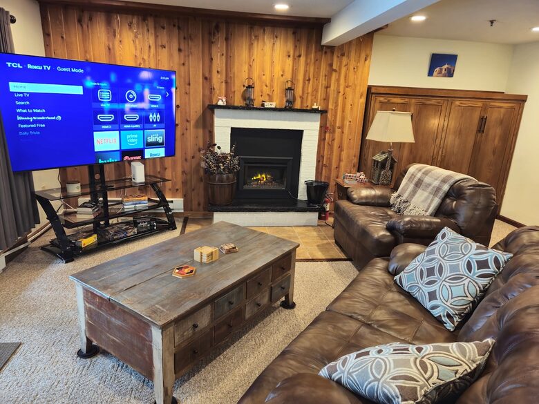 Luxury Retreat at Killington Base with Pool, Spa & Shuttle to Lifts - Killington, Vermont