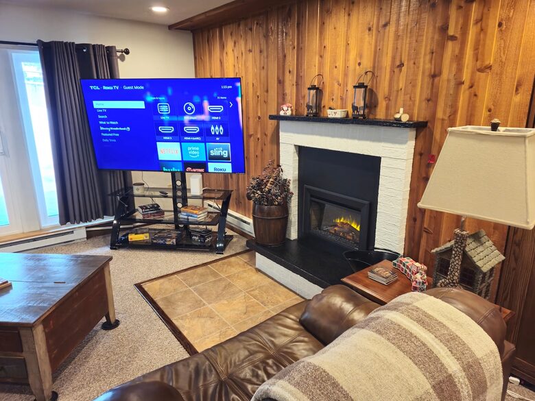 Luxury Retreat at Killington Base with Pool, Spa & Shuttle to Lifts - Killington, Vermont