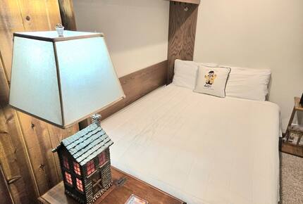 Luxury Retreat at Killington Base with Pool, Spa & Shuttle to Lifts - Killington, Vermont