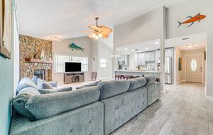 Cozy Waterfront Escape Minutes from Homosassa Springs - Homosassa, Florida