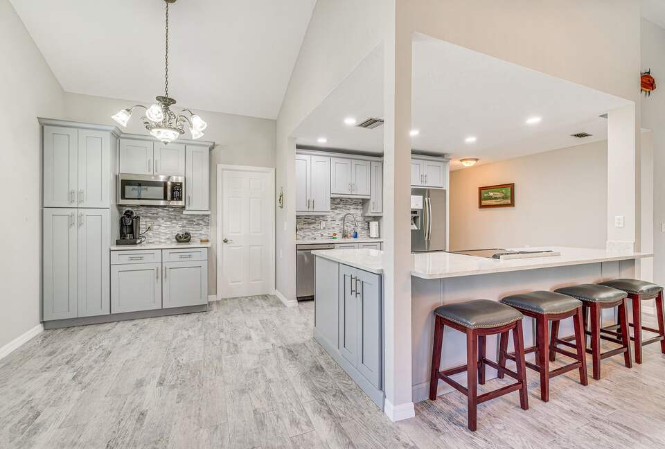 Cozy Waterfront Escape Minutes from Homosassa Springs - Homosassa, Florida