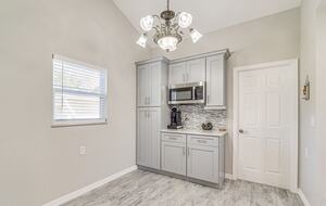 Cozy Waterfront Escape Minutes from Homosassa Springs - Homosassa, Florida