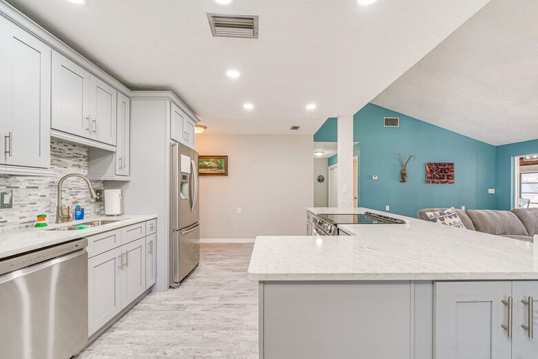 Cozy Waterfront Escape Minutes from Homosassa Springs - Homosassa, Florida