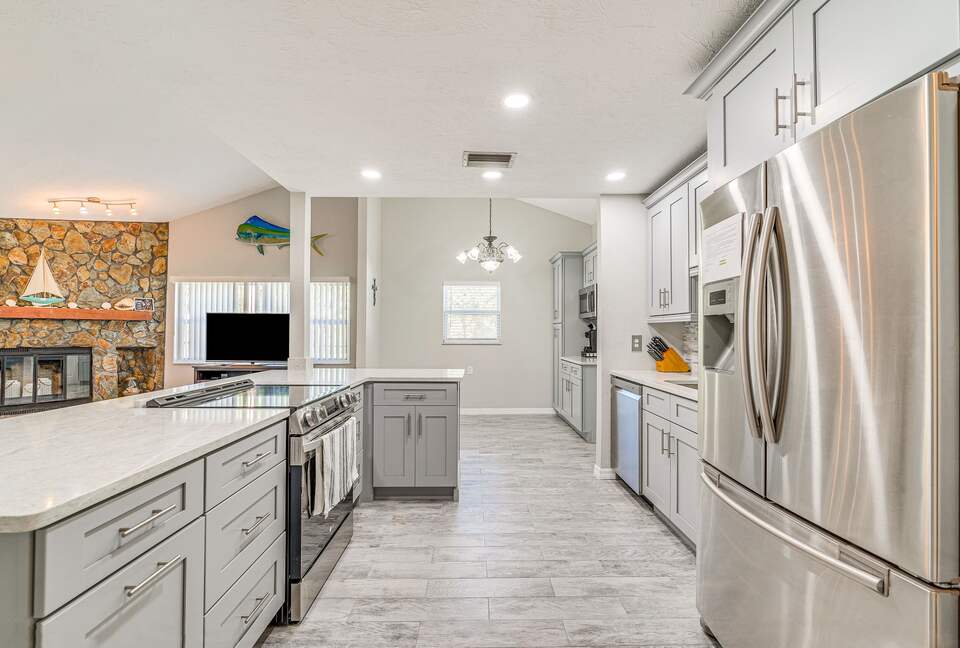 Cozy Waterfront Escape Minutes from Homosassa Springs - Homosassa, Florida