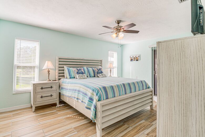 Cozy Waterfront Escape Minutes from Homosassa Springs - Homosassa, Florida