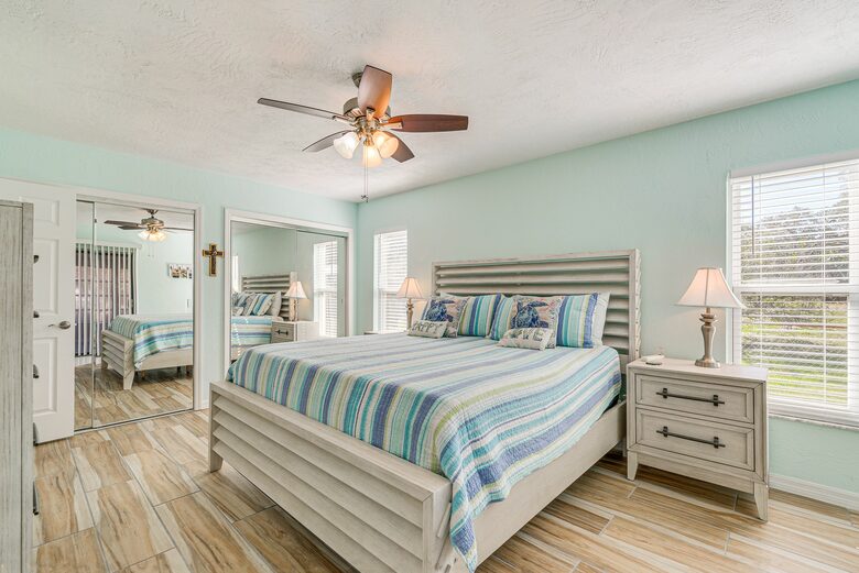 Cozy Waterfront Escape Minutes from Homosassa Springs - Homosassa, Florida