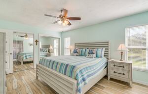 Cozy Waterfront Escape Minutes from Homosassa Springs - Homosassa, Florida