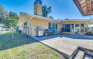 Cozy Waterfront Escape Minutes from Homosassa Springs - Homosassa, Florida