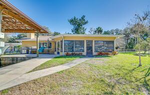 Cozy Waterfront Escape Minutes from Homosassa Springs - Homosassa, Florida