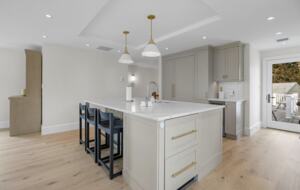 Elegant 5-Bedroom Coastal Haven in the Heart of Chatham - Chatham, Massachusetts