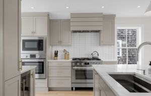 Elegant 5-Bedroom Coastal Haven in the Heart of Chatham - Chatham, Massachusetts