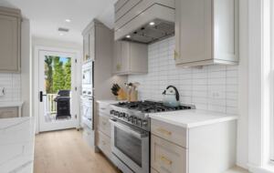 Elegant 5-Bedroom Coastal Haven in the Heart of Chatham - Chatham, Massachusetts